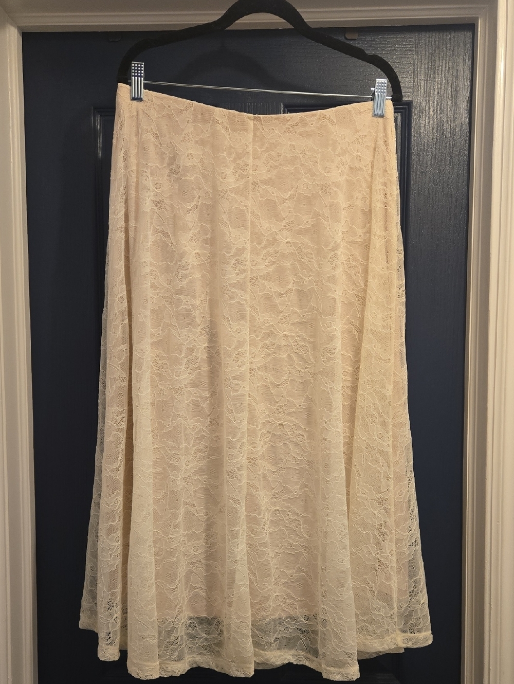 MED Classic Lace A-Line Skirt - Cream